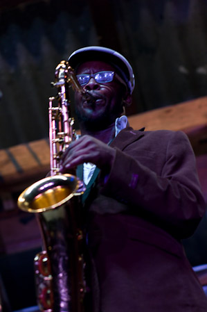 L1052193