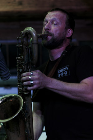 L1052656